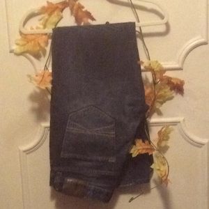 Men’s slightly warn denim jean